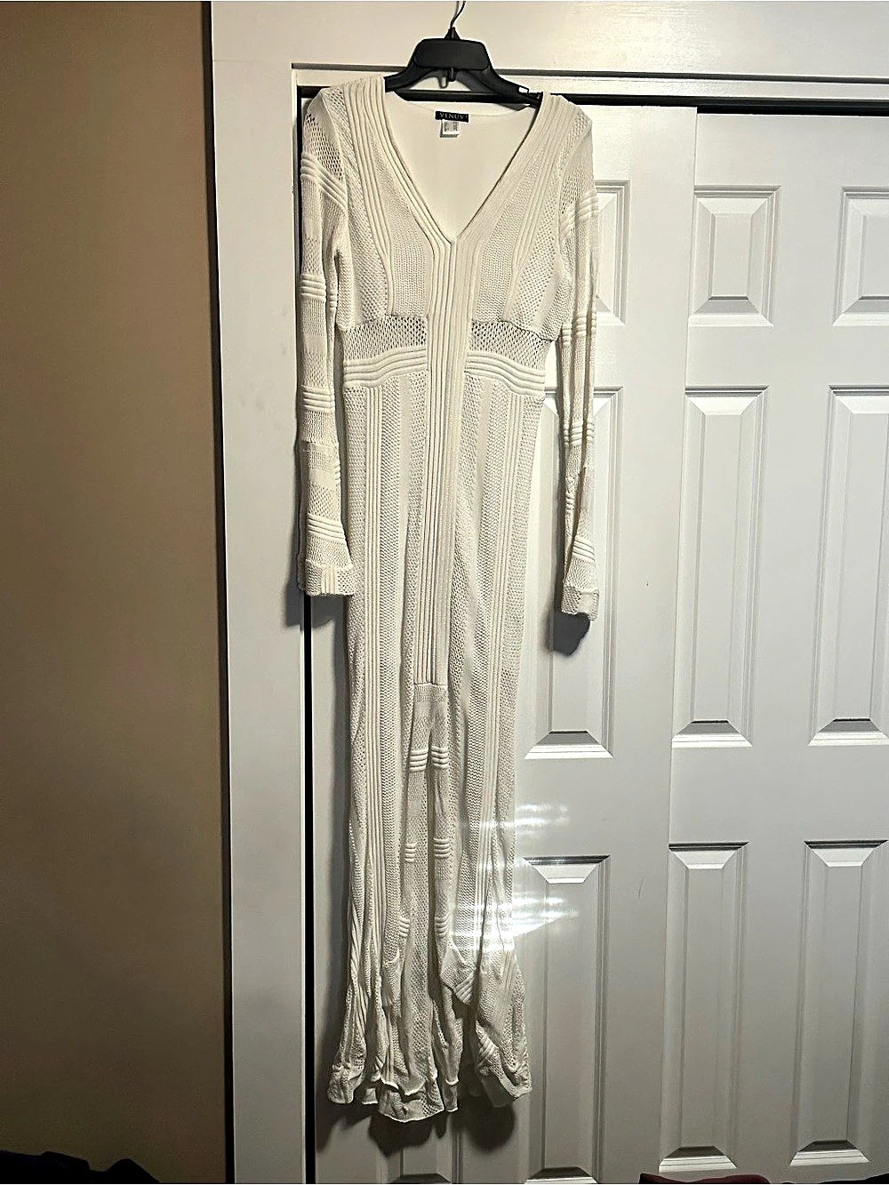 VENUS Knit Maxi Dress in Cream Size Small